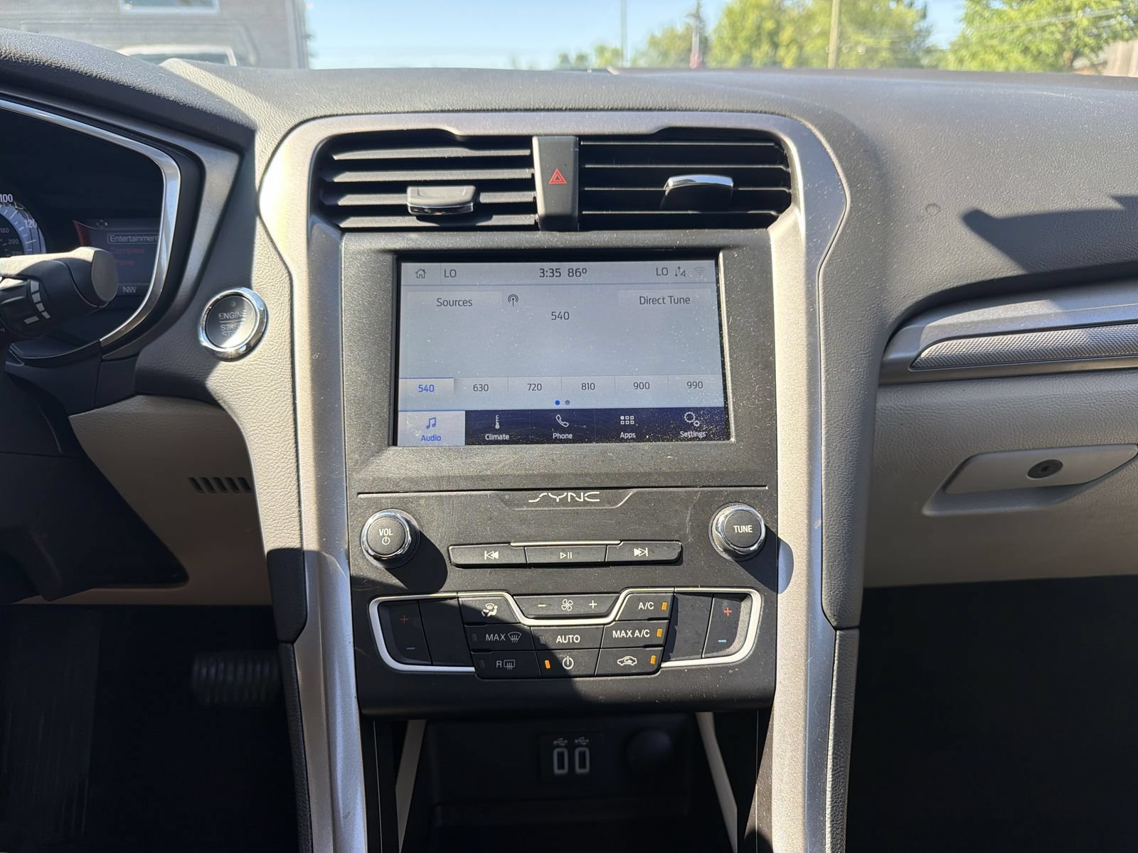 Certified 2020 Ford Fusion SE FWD image 30