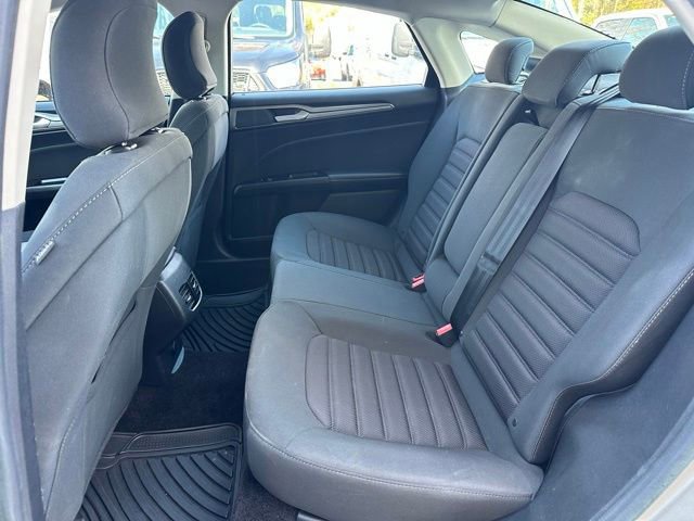 Certified 2017 Ford Fusion SE image 13