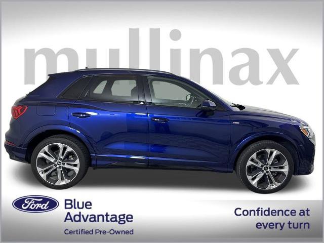 Used 2022 Audi Q3 2.0T Premium Plus w/ Premium Plus Package image 2