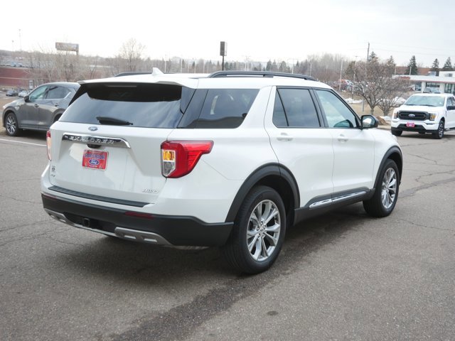 Certified 2023 Ford Explorer XLT w/ Equipment Group 202A image 3