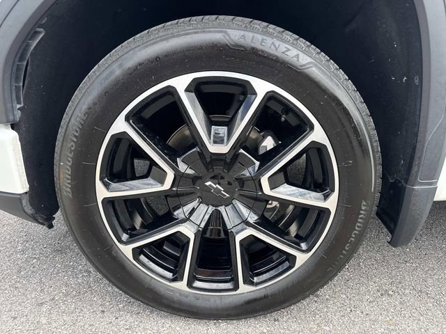 Used 2022 GMC Sierra 1500 Elevation RWD image 9