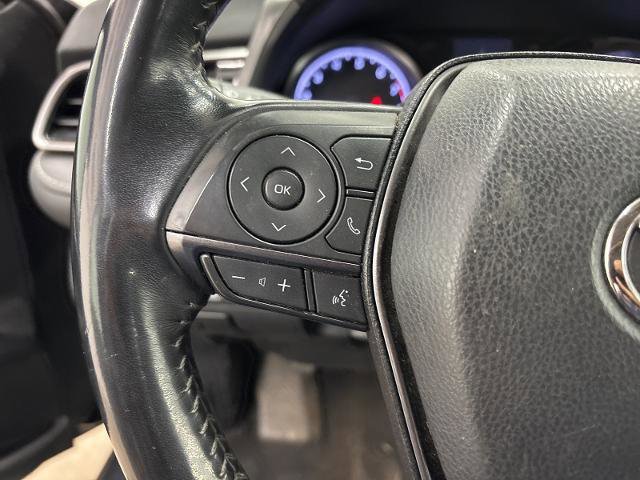 Used 2022 Toyota Camry SE image 9