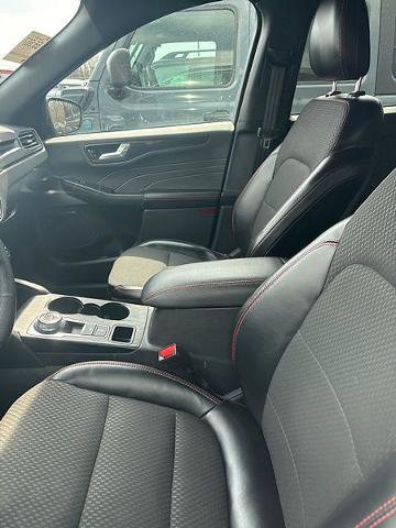 Certified 2024 Ford Escape ST-Line w/ Tech Pack #1 image 17