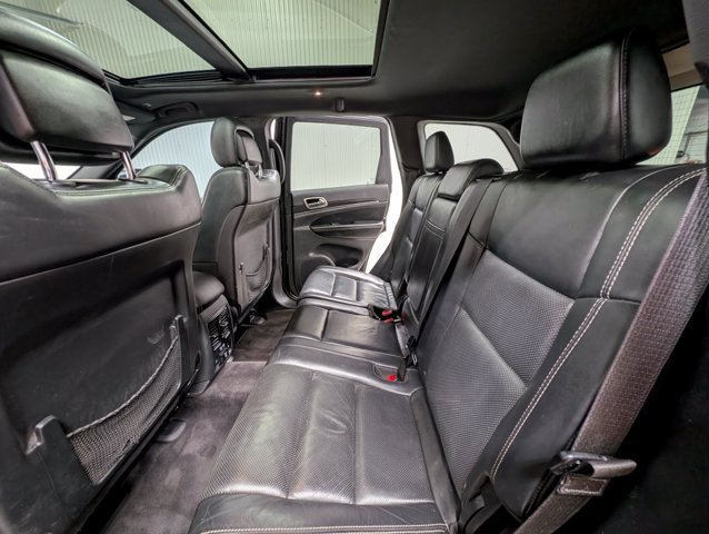 Used 2017 Jeep Grand Cherokee Limited w/ Luxury Group II AWD/4WD image 15