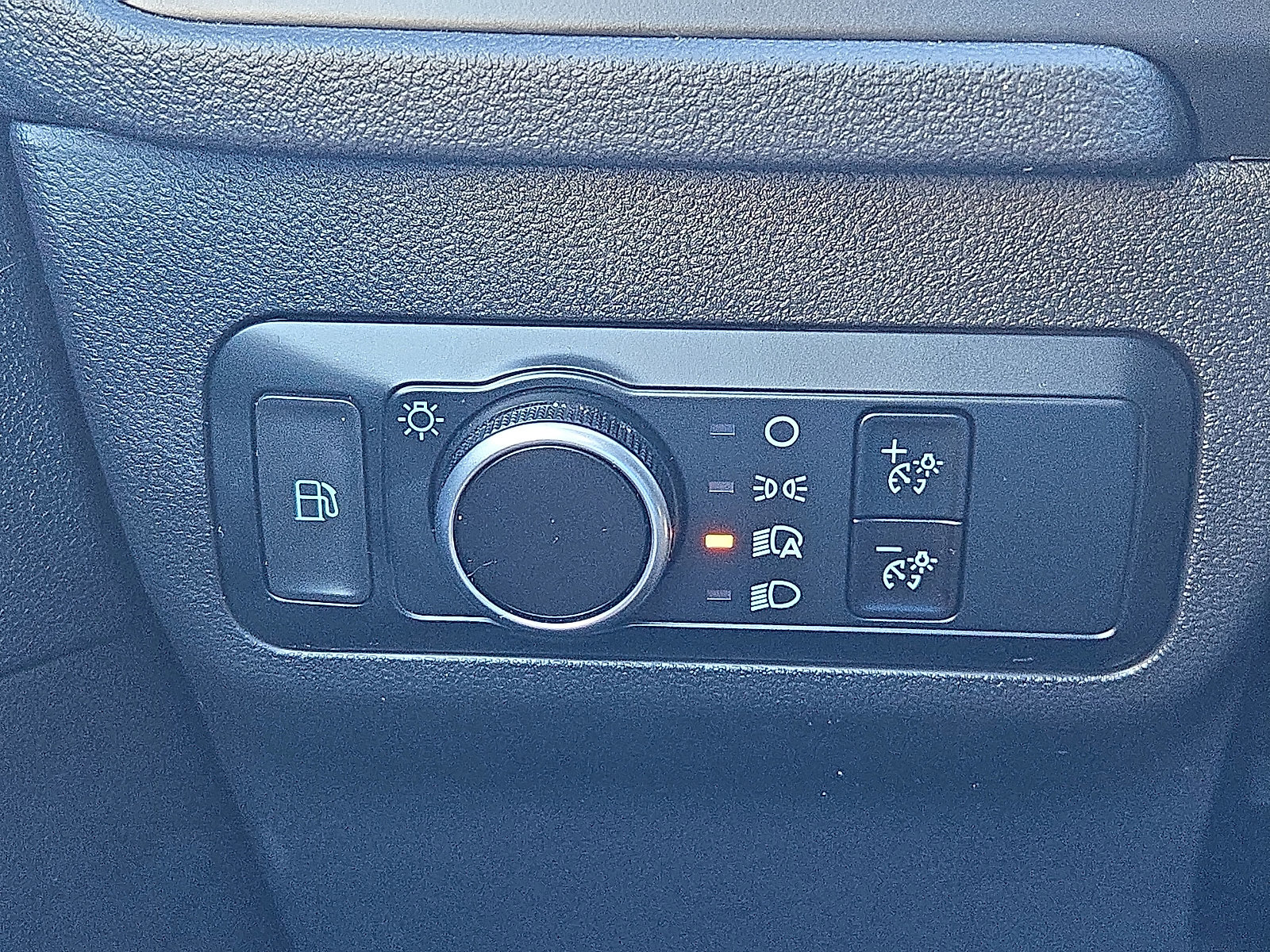 Certified 2025 Ford Escape ST-Line w/ Equipment Group 301A image 21