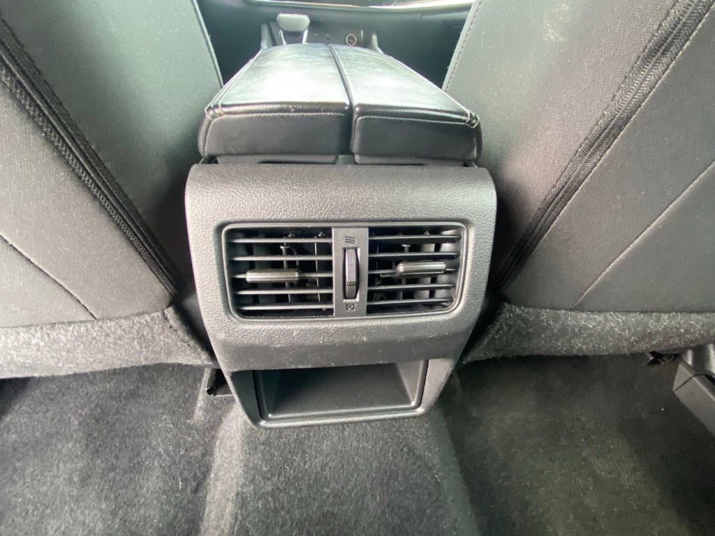 Used 2023 Nissan Rogue S FWD image 24