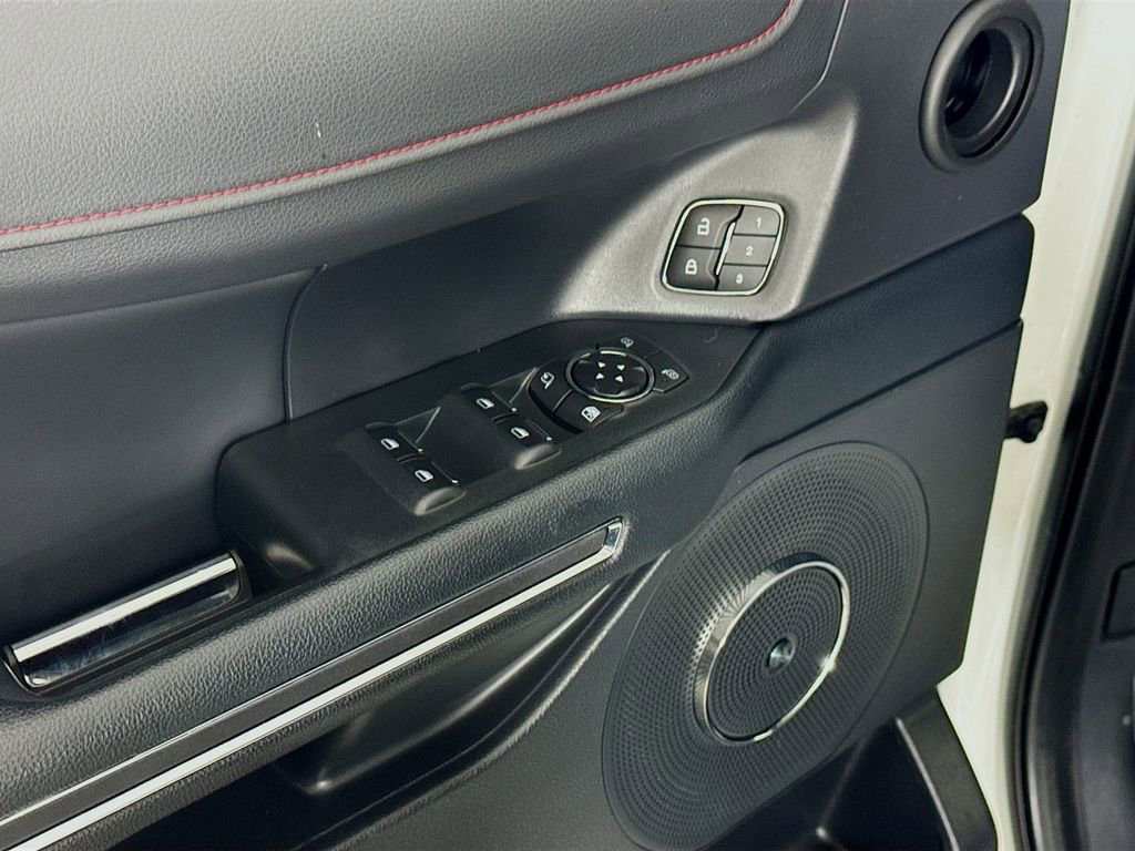 Certified 2022 Ford Expedition Limited image 18