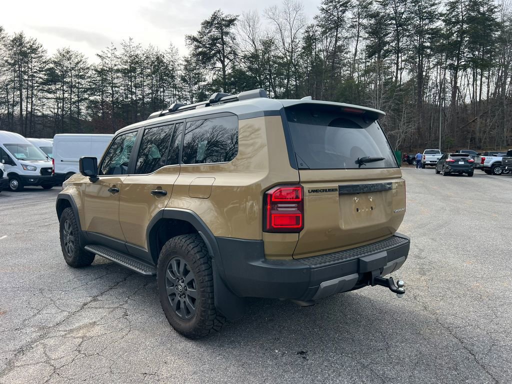 Used 2024 Toyota Land Cruiser image 5