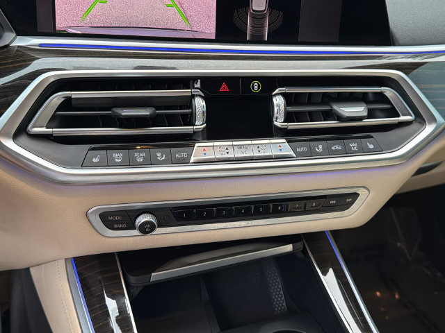 Used 2019 BMW X5 xDrive40i w/ Premium Package 2 AWD/4WD image 34