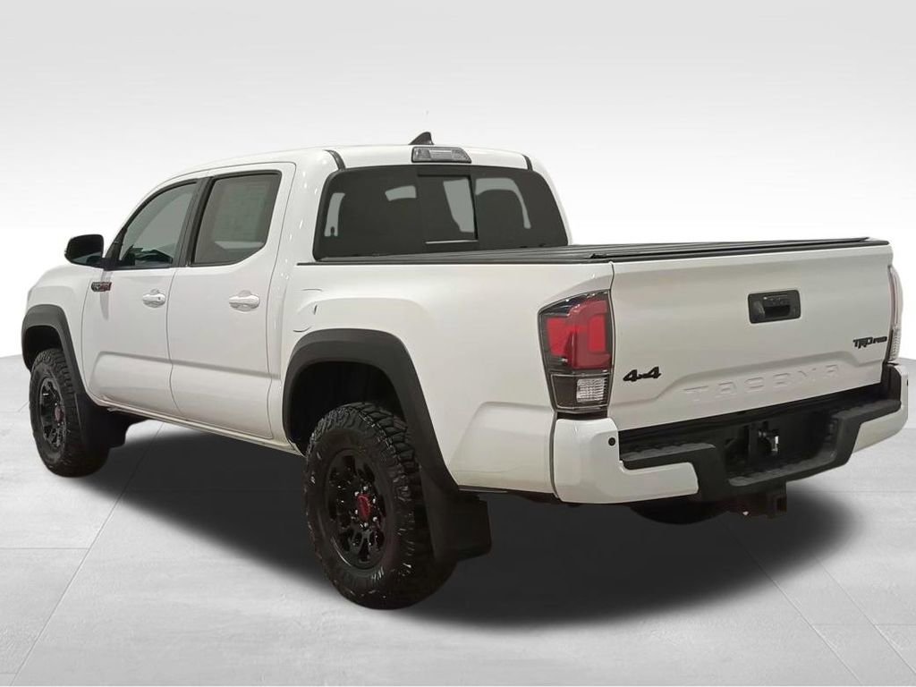 Used 2017 Toyota Tacoma TRD Pro AWD/4WD image 6