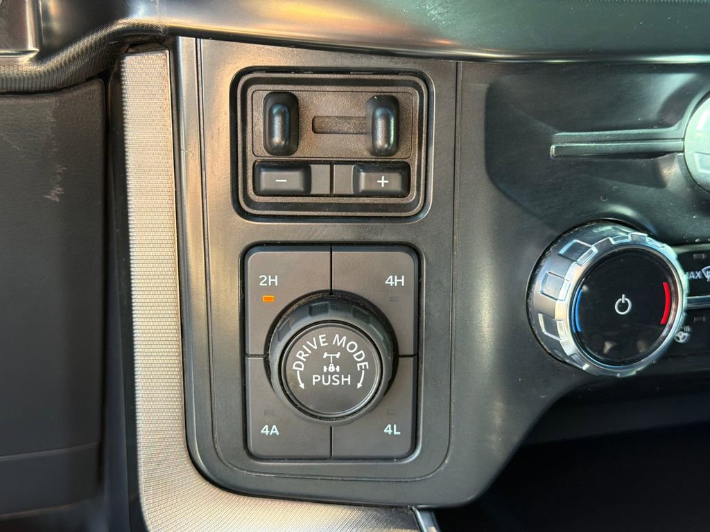 Certified 2024 Ford F150 Platinum w/ Equipment Group 702A High AWD/4WD image 29