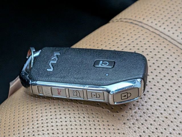 Used 2022 Kia Telluride SX image 37