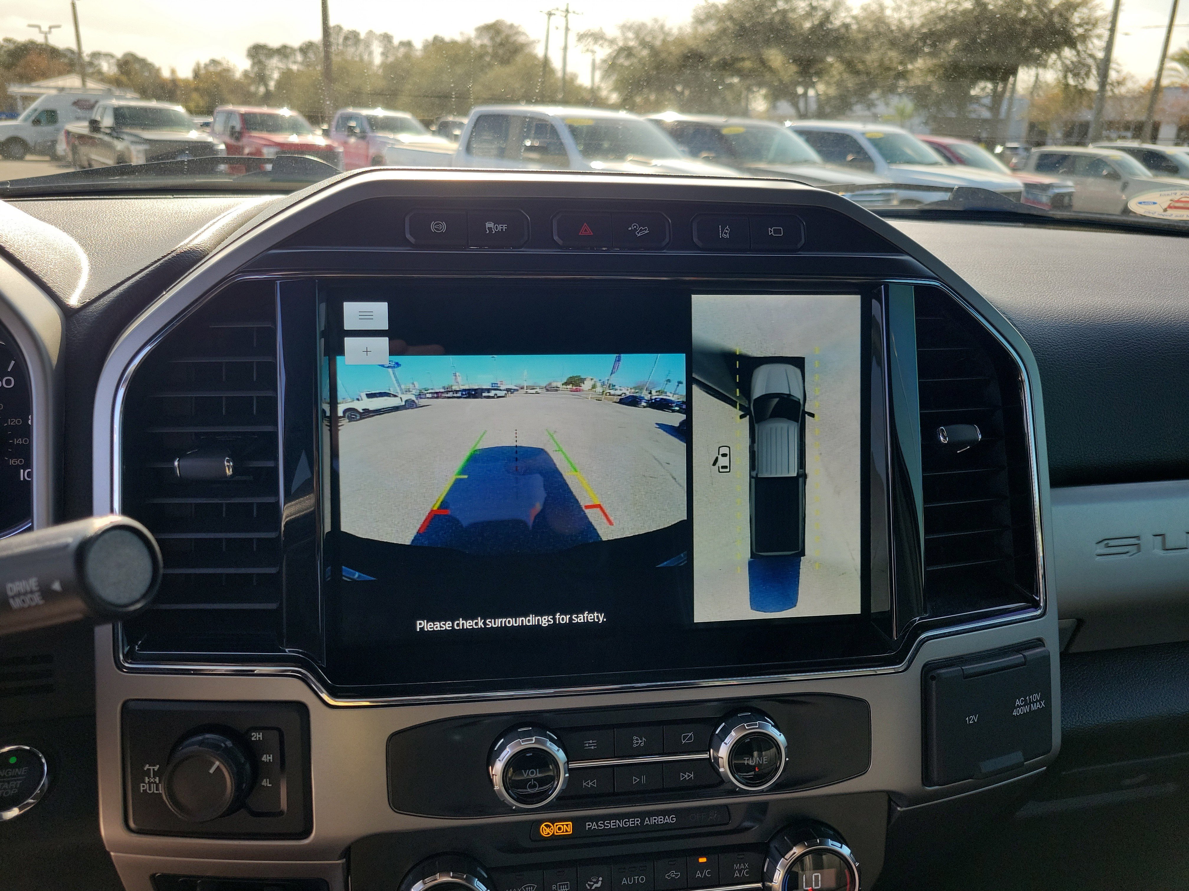 Certified 2022 Ford F350 Lariat w/ Black Appearance Package image 19