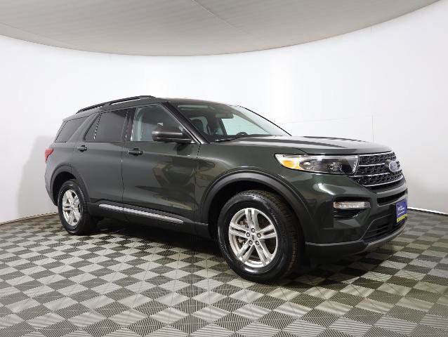 Certified 2023 Ford Explorer XLT w/ Equipment Group 202A image 5