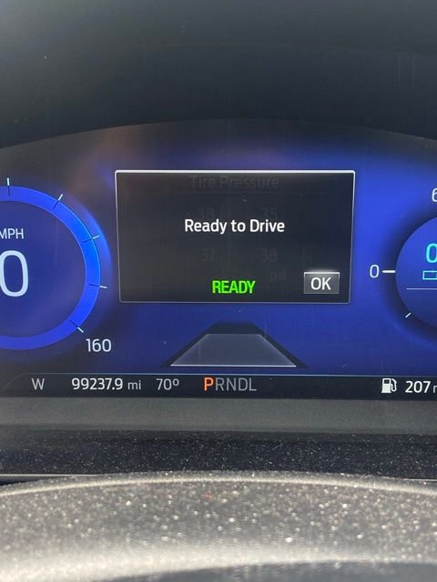 Certified 2020 Ford Escape Titanium FWD image 9