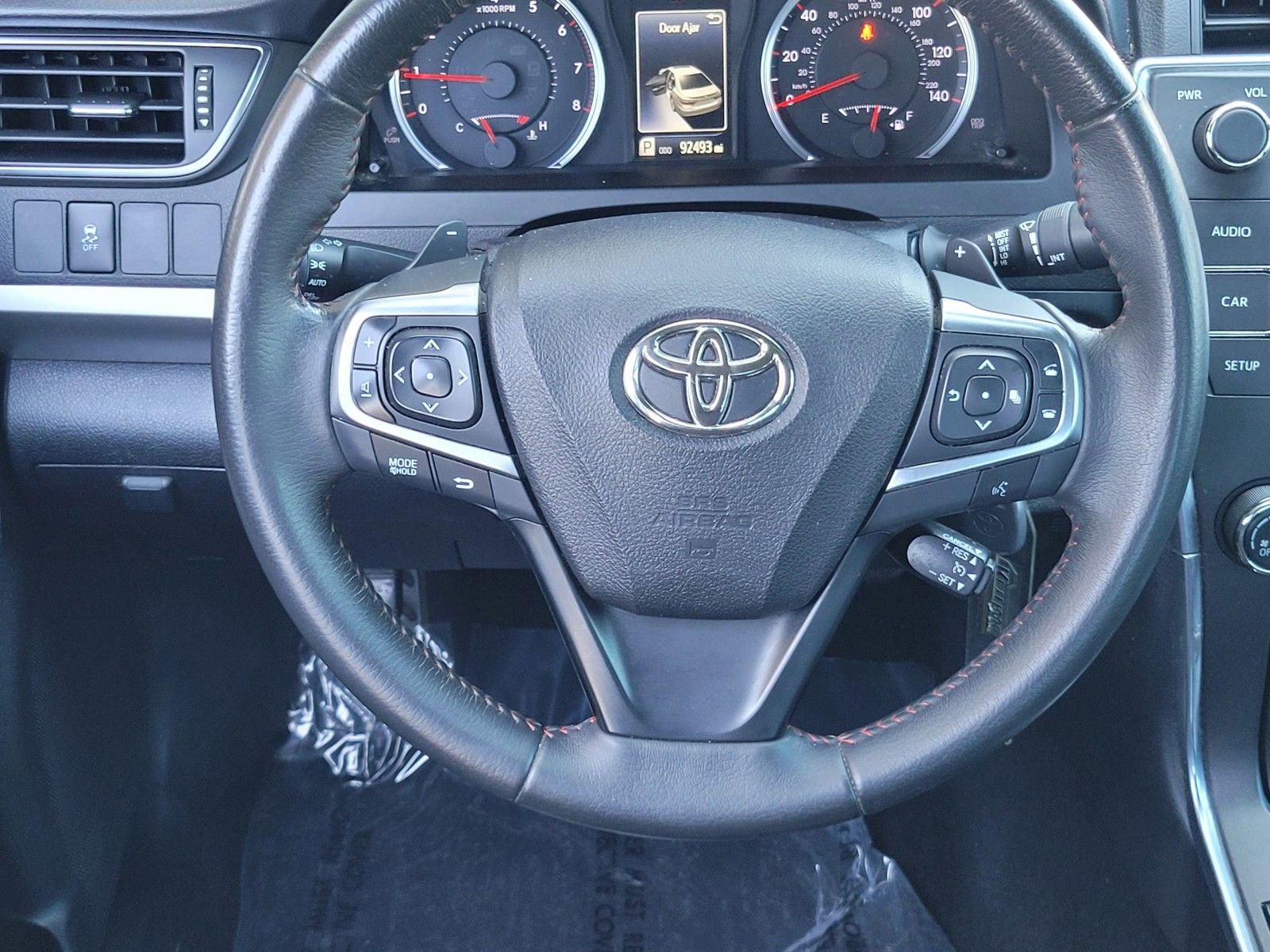 Used 2017 Toyota Camry SE FWD image 12
