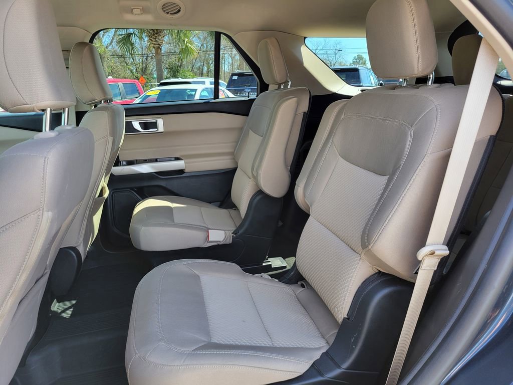 Certified 2022 Ford Explorer XLT image 15