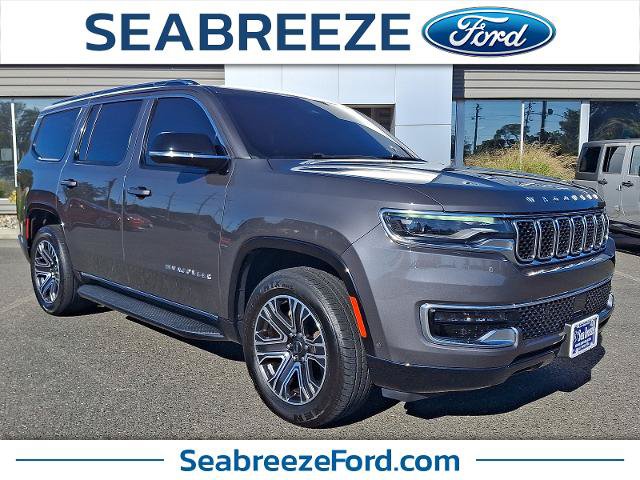 Used 2025 Jeep Wagoneer 4WD w/ Premium Group I