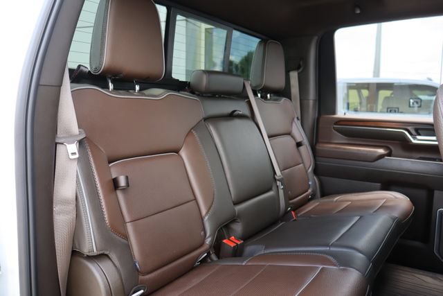 Used 2024 GMC Sierra 2500 Denali w/ Denali Reserve Package AWD/4WD image 37