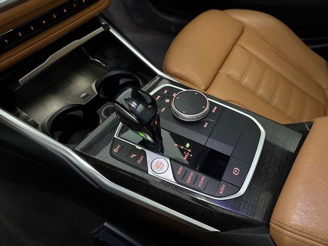 Used 2021 BMW 330i Sedan w/ M Sport Package image 30