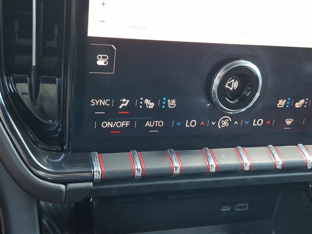 Used 2025 GMC Yukon AT4 w/ Premium Trailering Package AWD/4WD image 32