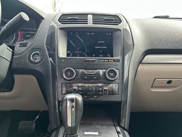 Certified 2019 Ford Explorer XLT w/ Equipment Group 202A image 28