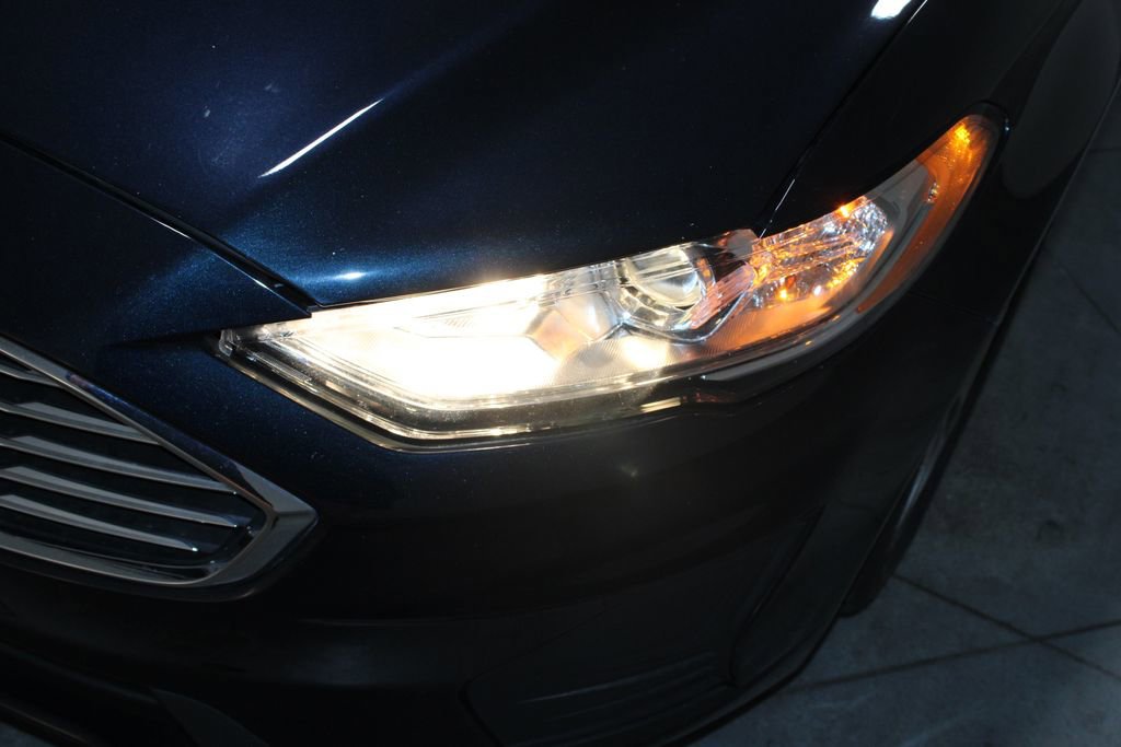 Certified 2020 Ford Fusion SE FWD image 49