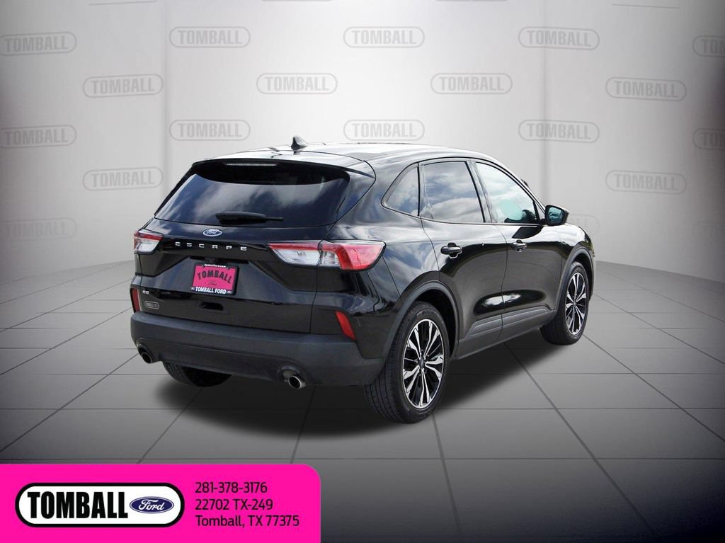 Certified 2022 Ford Escape SE w/ SE Sport Appearance Package FWD image 8