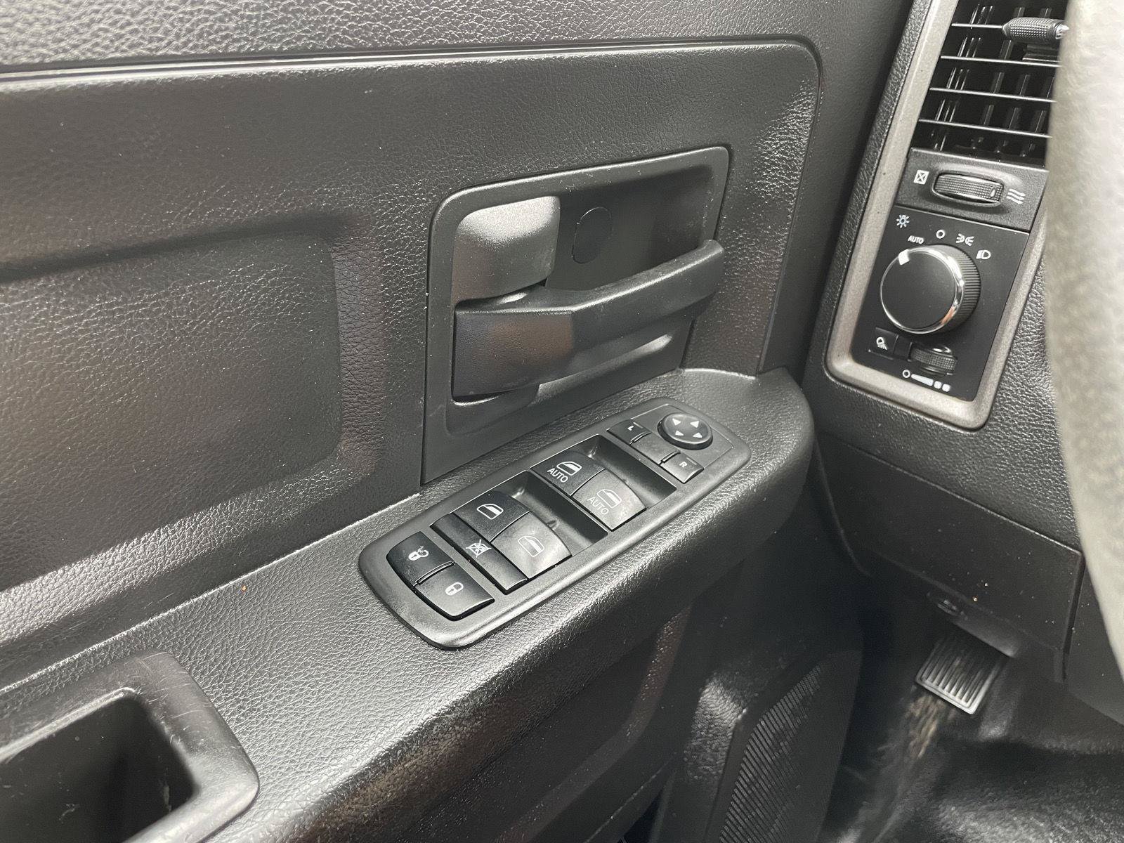 Used 2019 RAM 1500 Tradesman RWD image 25