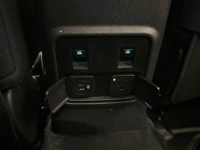 Certified 2023 Ford Bronco Badlands w/ Sasquatch Package AWD/4WD image 30