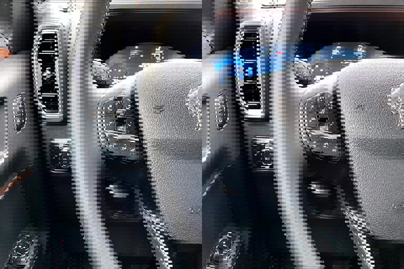 Certified 2025 Ford Bronco Sport Outer Banks w/ Outer Banks Tech Package+ image 25