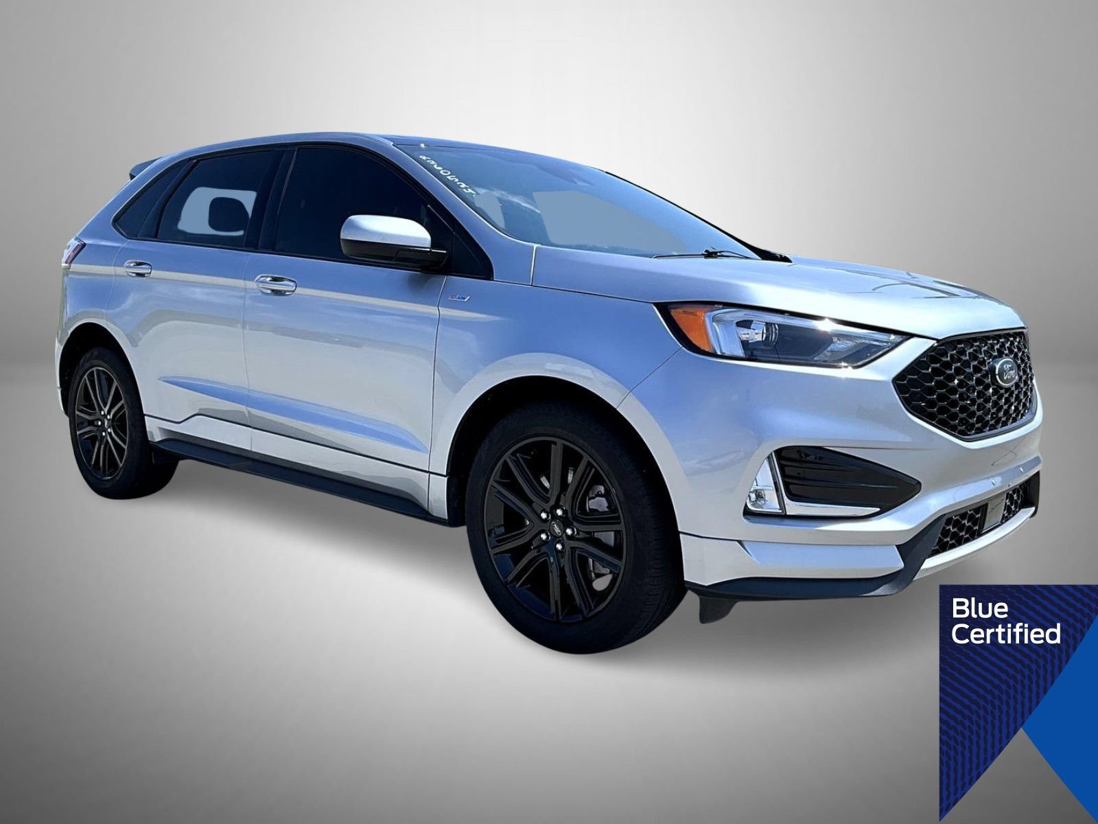 Certified 2024 Ford Edge ST-Line AWD/4WD image 3