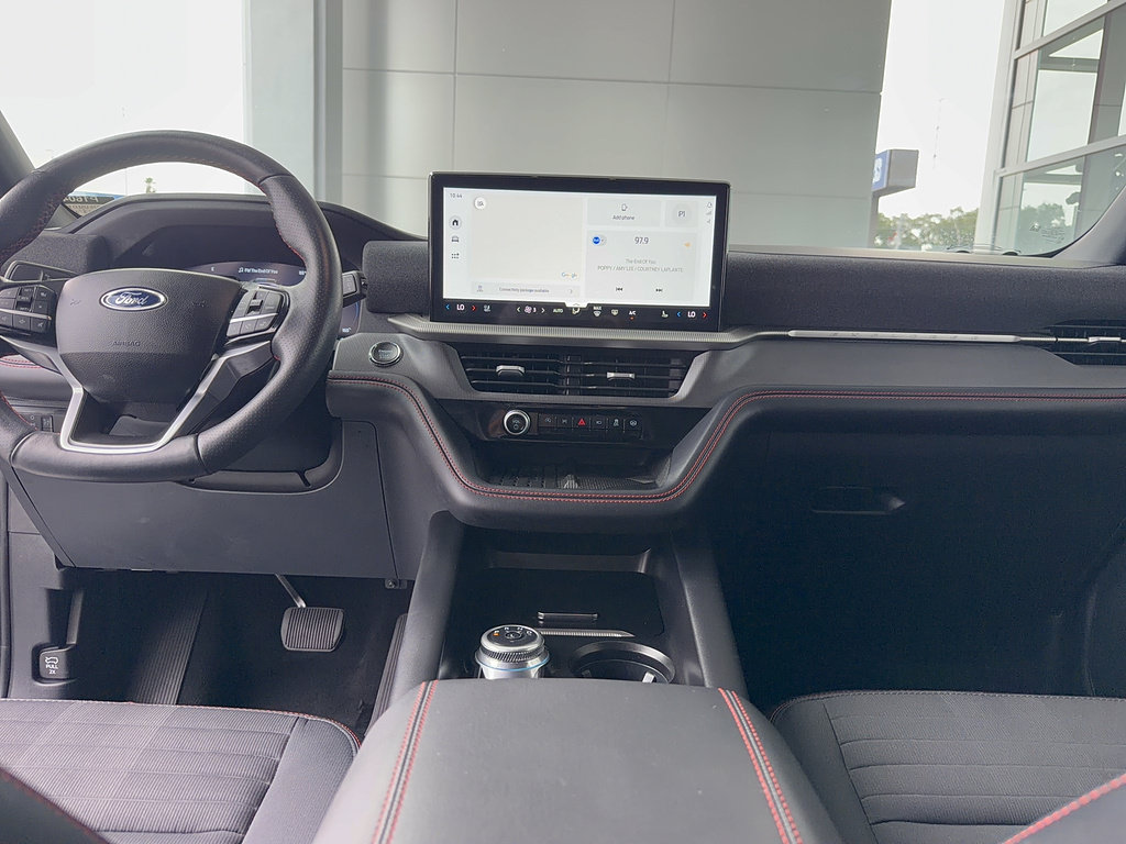 Certified 2025 Ford Explorer ST-Line w/ Premium Package RWD image 29