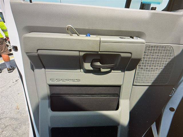 Certified 2024 Ford E-350 and Econoline 350 Super Duty w/ Power Windows & Locks Group RWD image 10