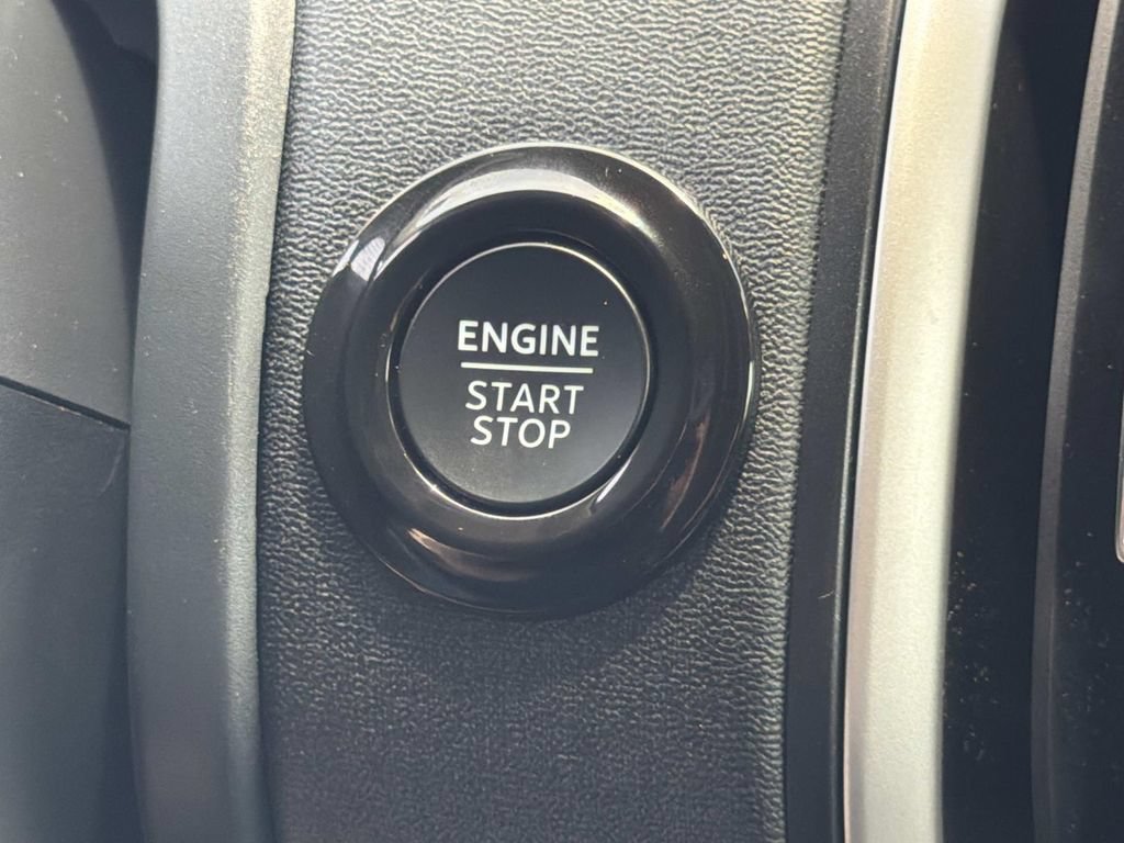 Certified 2025 Ford Expedition Max Active RWD image 29