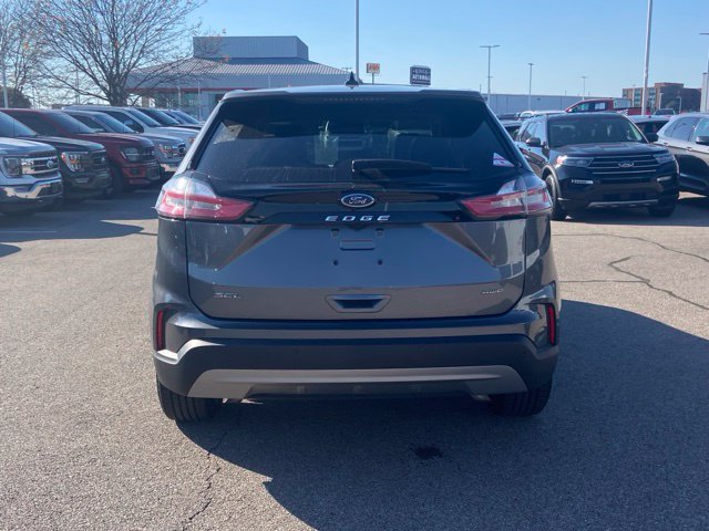 Certified 2024 Ford Edge SEL w/ Convenience Package AWD/4WD image 6