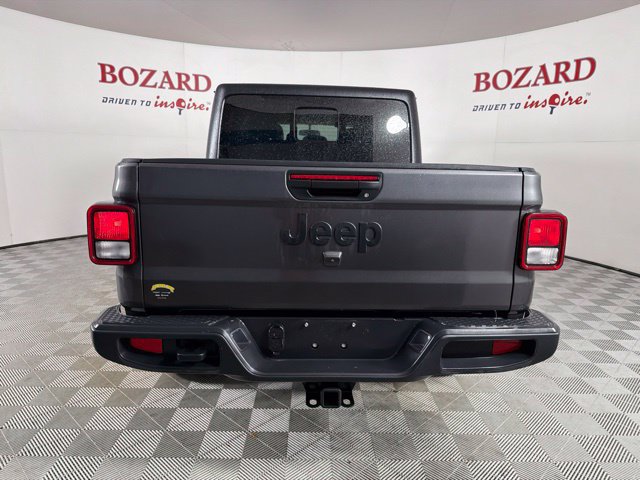 Used 2023 Jeep Gladiator Sport AWD/4WD image 9