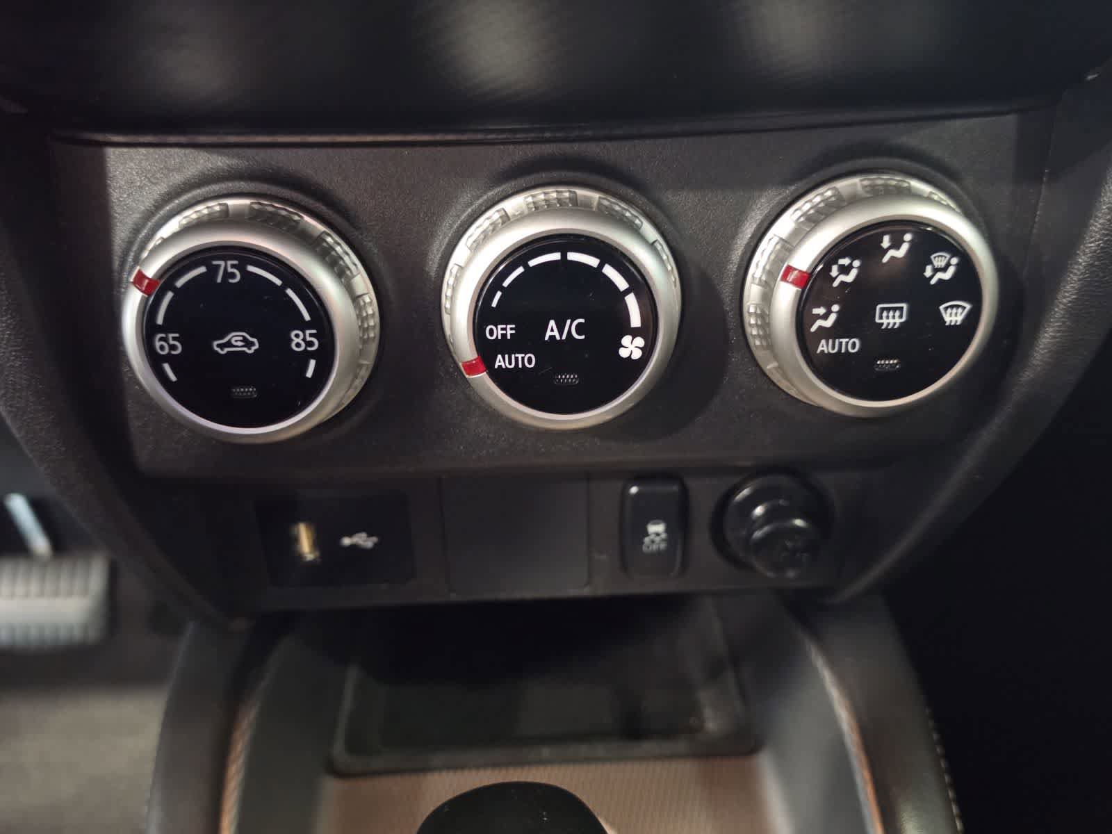 Used 2020 Mitsubishi Outlander Sport ES FWD image 19