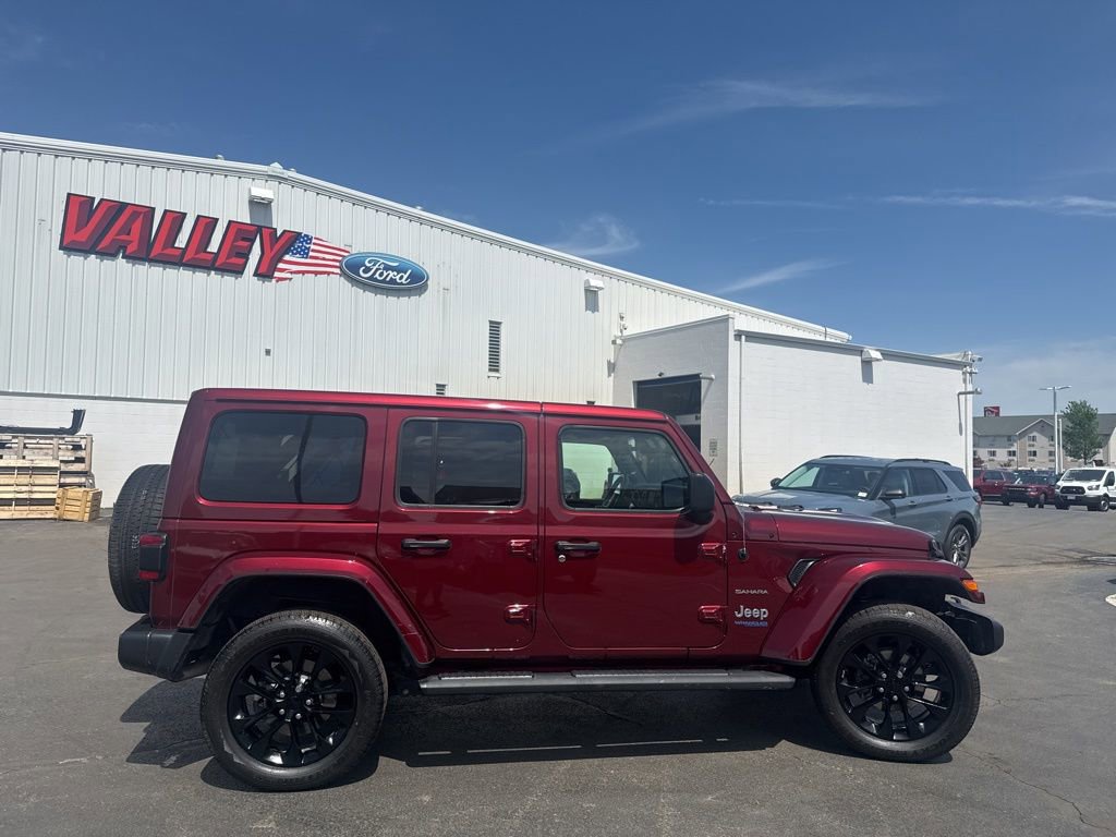 Used 2021 Jeep Wrangler Unlimited Sahara w/ Cold Weather Group image 12