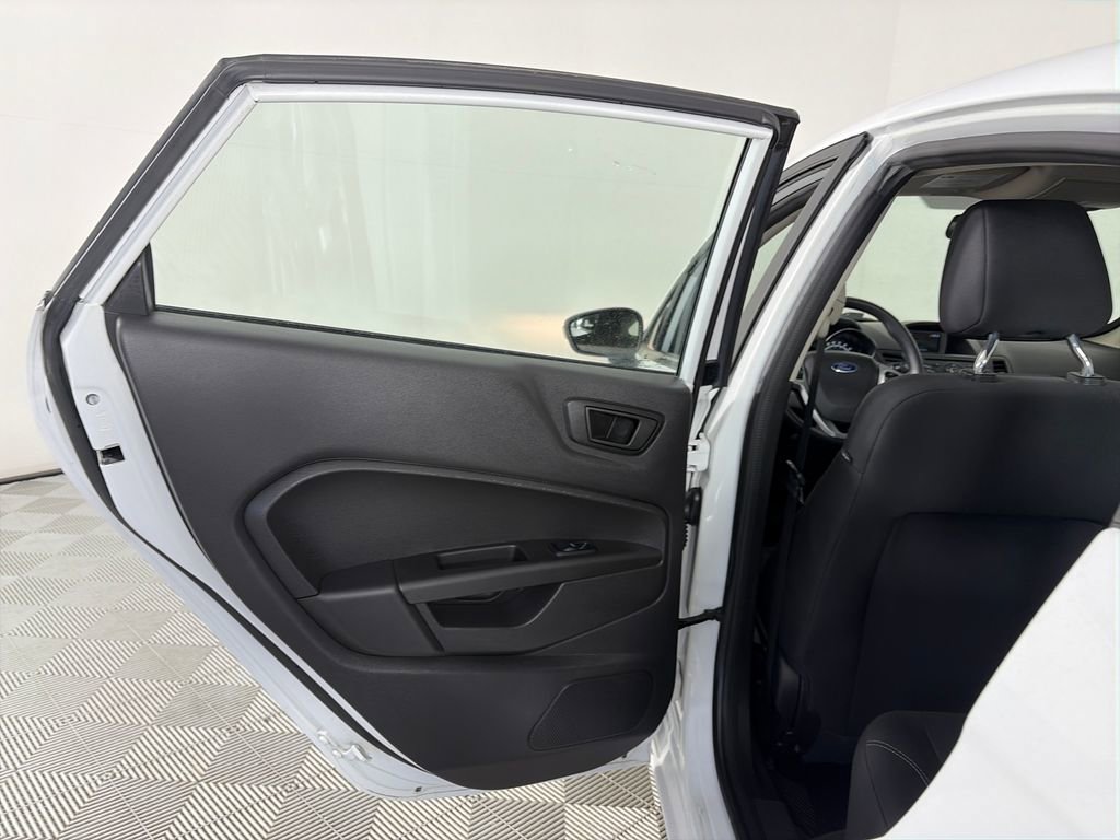 Certified 2019 Ford Fiesta SE w/ Cold Weather Package FWD image 12