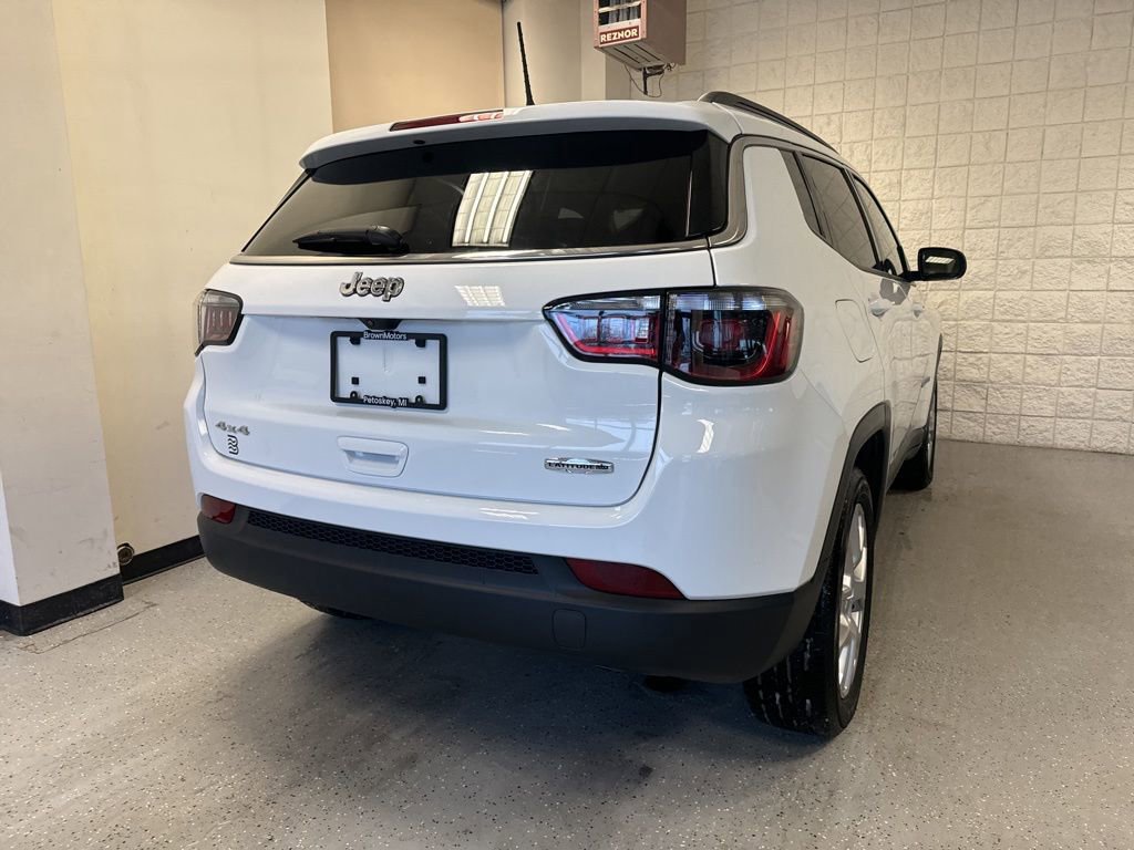 Used 2023 Jeep Compass Latitude image 6