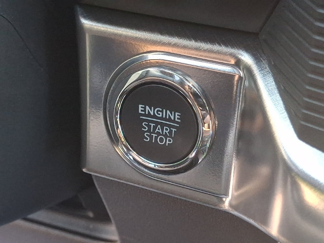 Certified 2025 Ford F150 King Ranch AWD/4WD image 25