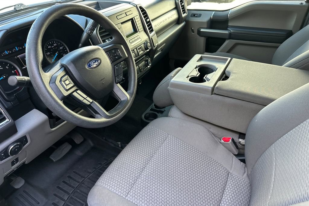 Certified 2017 Ford F250 XLT w/ XLT Value Package RWD image 10