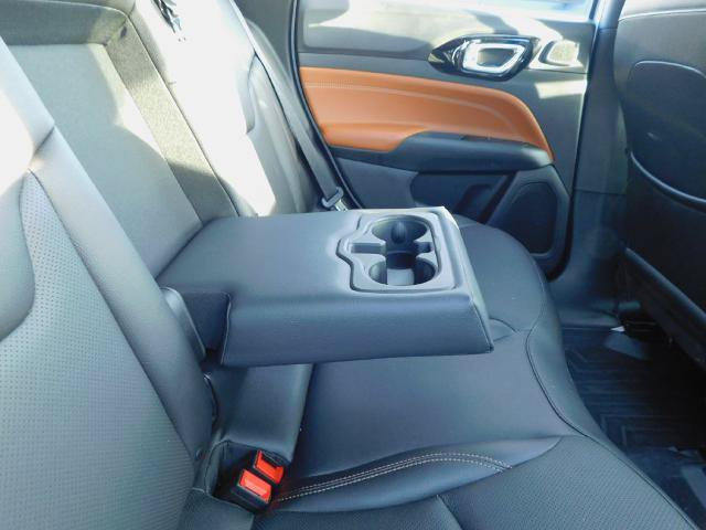 Used 2024 Jeep Compass Limited w/ Elite Group AWD/4WD image 7