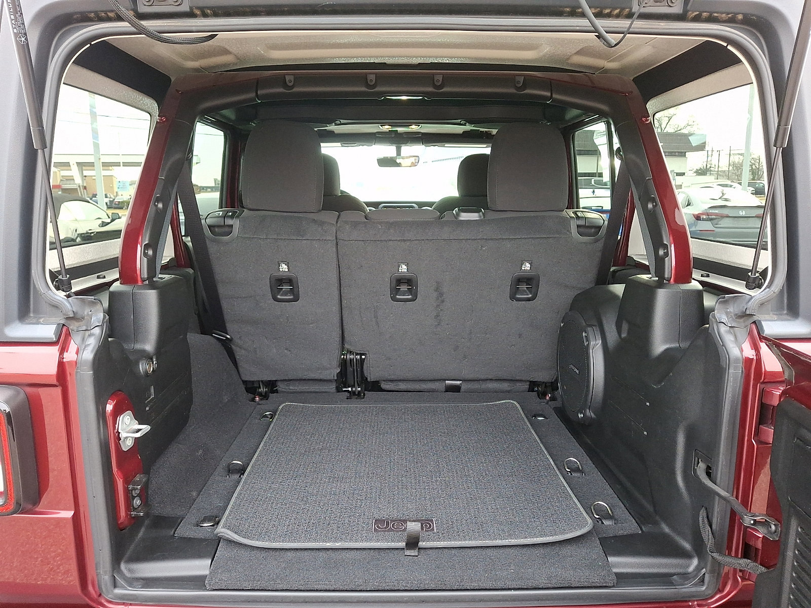 Used 2021 Jeep Wrangler Unlimited Sport image 30