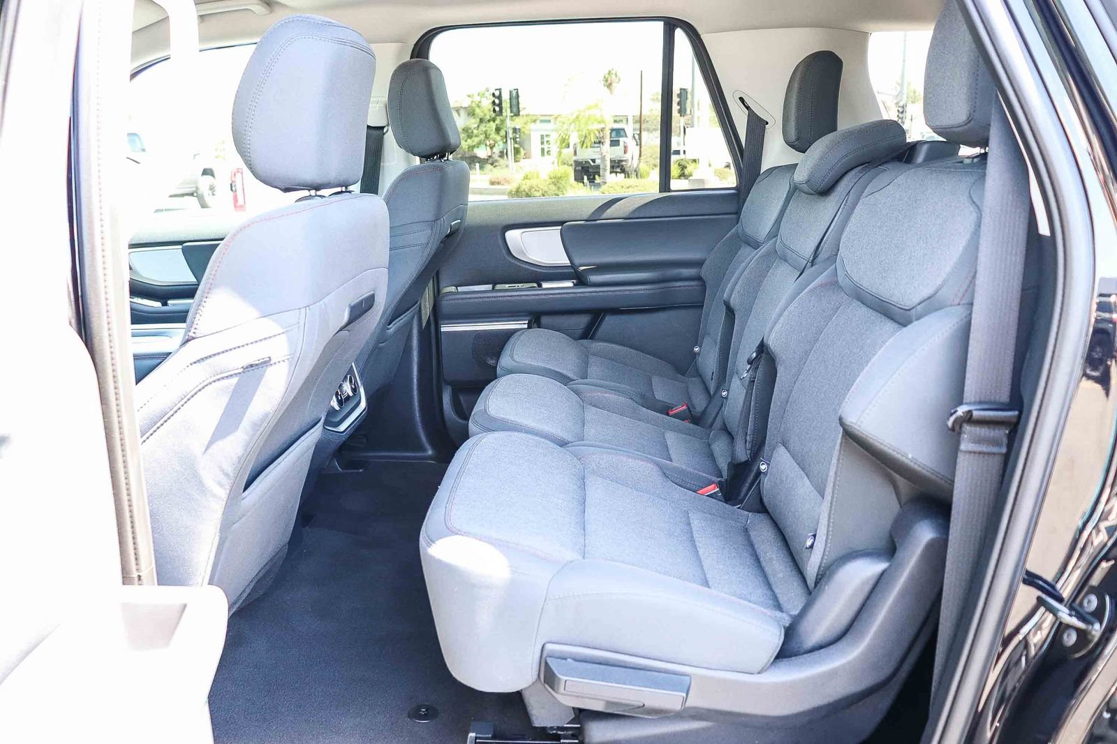 Certified 2025 Ford Expedition Max Active RWD image 17