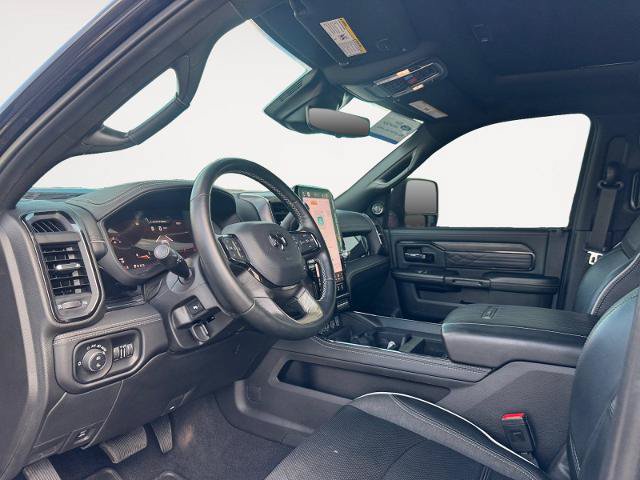 Used 2025 RAM 2500 Limited AWD/4WD image 9