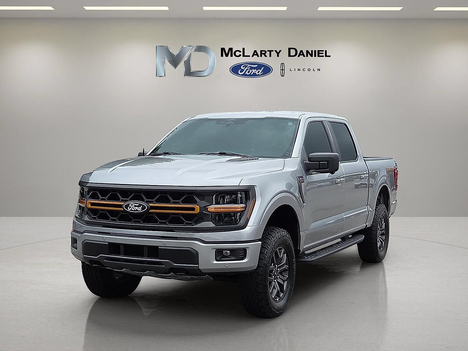 Certified 2025 Ford F150 Tremor w/ Mobile Office Package AWD/4WD image 2