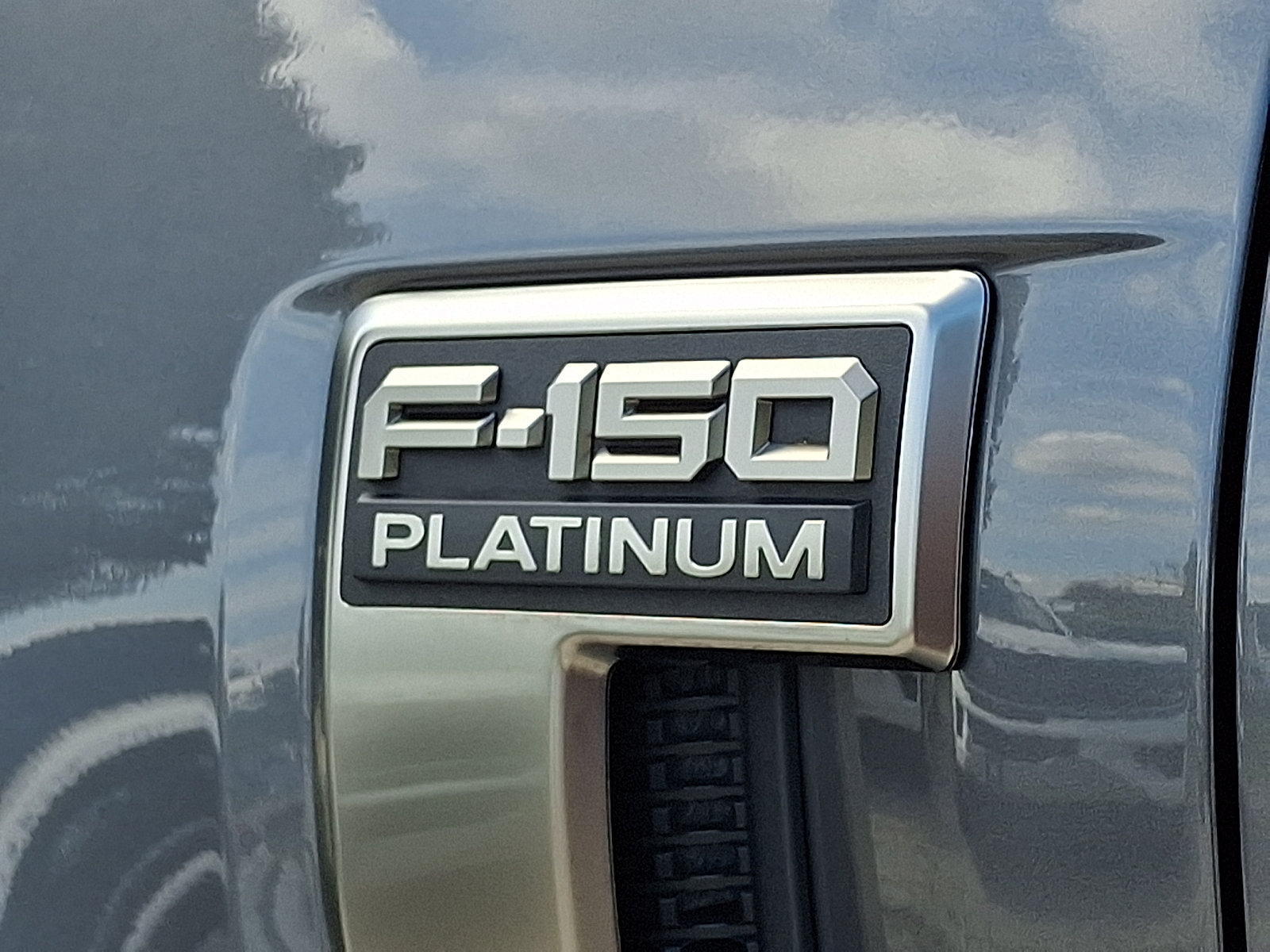 Certified 2023 Ford F150 Platinum w/ Equipment Group 701A High AWD/4WD image 34