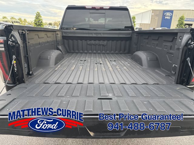 Used 2024 GMC Sierra 2500 AT4 w/ AT4 Premium Plus Package AWD/4WD image 17